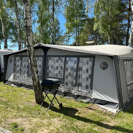 Parque de Campismo Przyczepy Nad Morzem W Molo Surf *